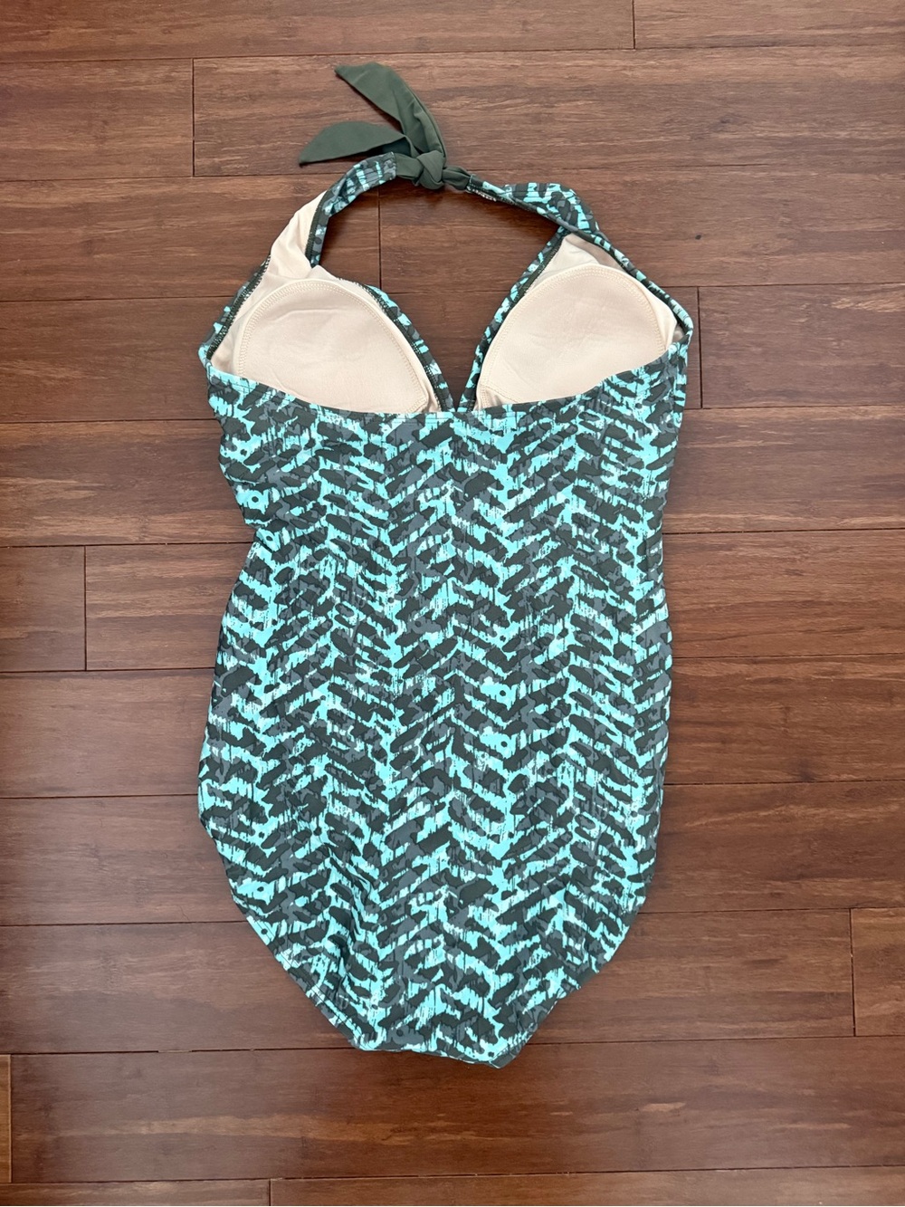 Sands Point Halter One Piece Swimsuit Blue Green Printed Women’s Size L - Picture 6 of 7